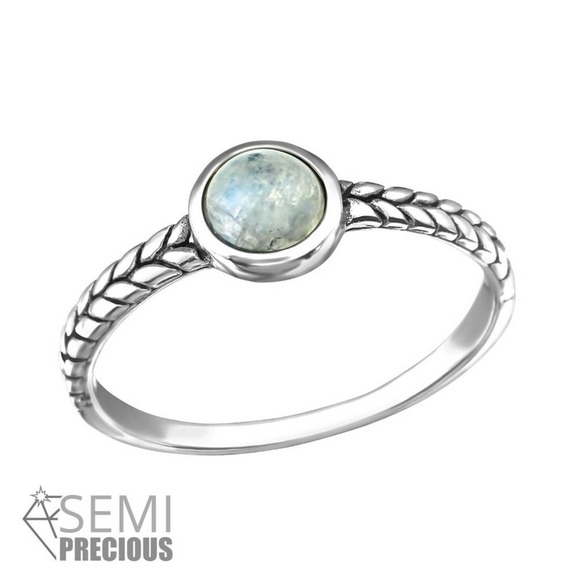 Sterling Silver Dainty Labradorite Ring - Picture 1 of 12